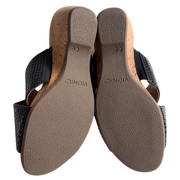 Like New Vionic Leather Leticia Wedge
Sandals Black Size 7.5 - Picture 8 of 11